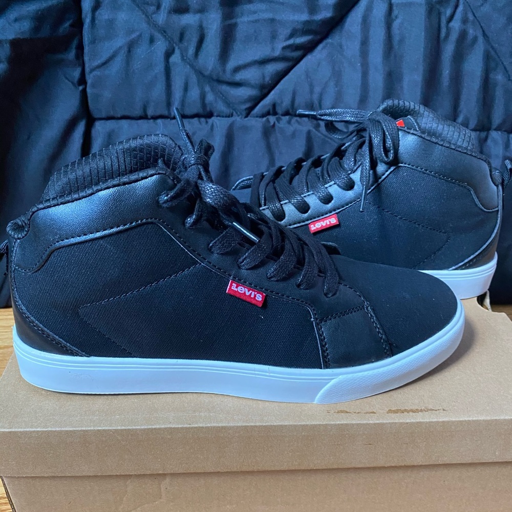 Levi’s Franklin Retro Fashion Sneaker